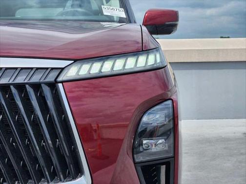 2025 INFINITI QX80 SENSORY AWD