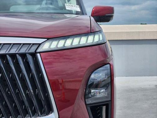2025 INFINITI QX80 SENSORY AWD