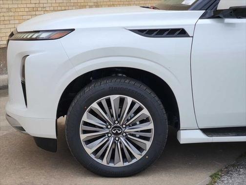 2025 INFINITI QX80 SENSORY AWD