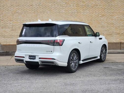 2025 INFINITI QX80 SENSORY AWD