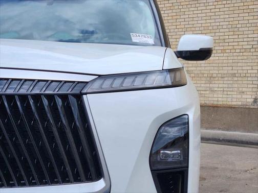 2025 INFINITI QX80 SENSORY AWD