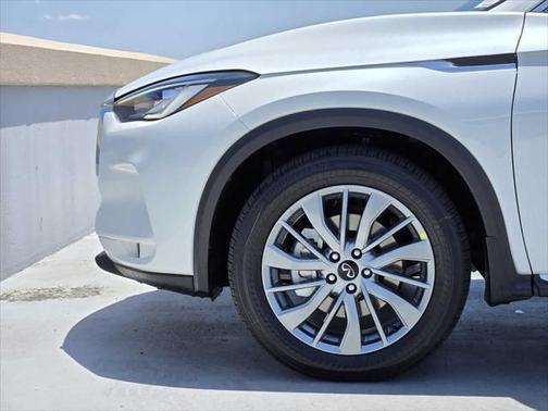 2025 INFINITI QX50 Luxe AWD
