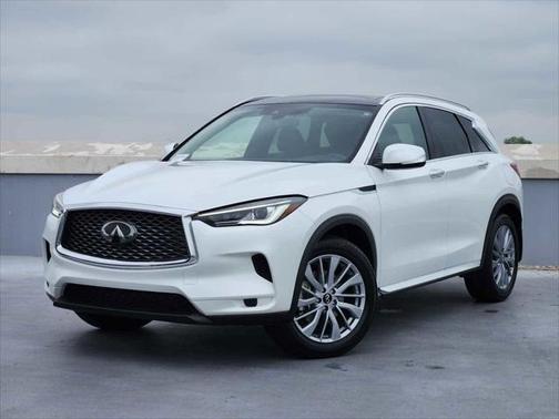 2023 INFINITI QX50 LUXE