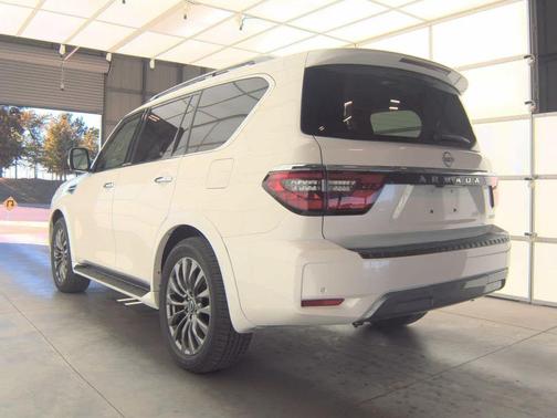 2024 Nissan Armada Platinum 2WD
