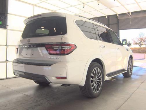 2024 Nissan Armada Platinum 2WD