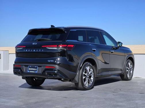 2024 INFINITI QX60 Luxe