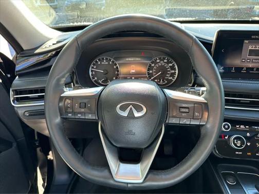 2023 INFINITI QX60 Pure