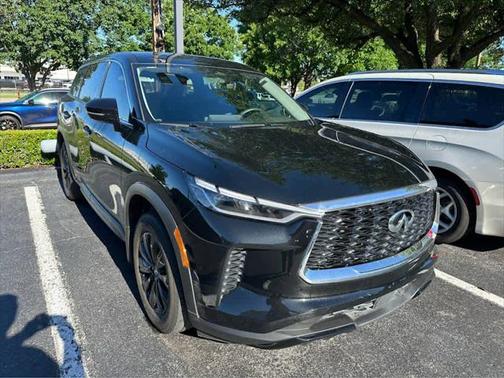 2023 INFINITI QX60 Pure