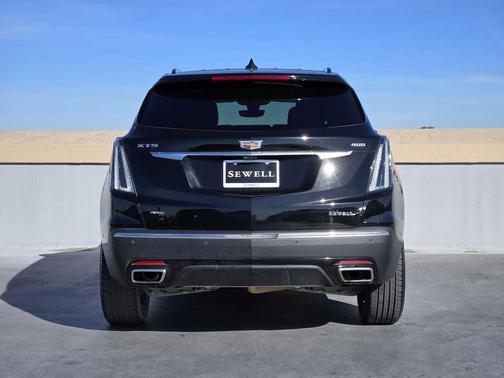 2023 Cadillac XT5 Sport