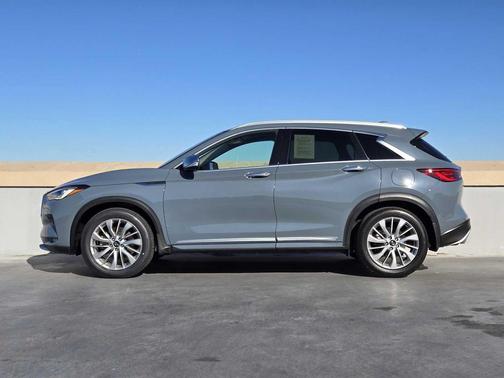 2023 INFINITI QX50 LUXE