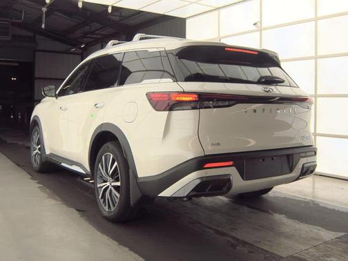 2025 INFINITI QX60 SENSORY