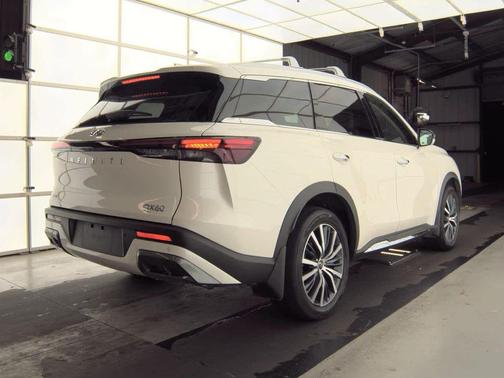 2025 INFINITI QX60 SENSORY