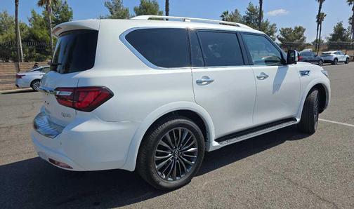 2024 INFINITI QX80 SENSORY AWD