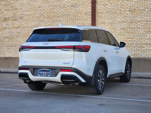 2025 INFINITI QX60 Pure