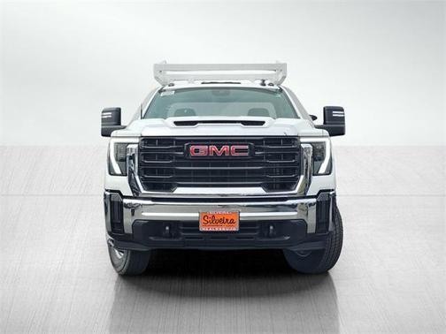 2026 GMC Sierra 3500 Pro