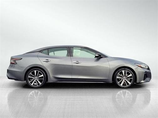 2021 Nissan Maxima SV