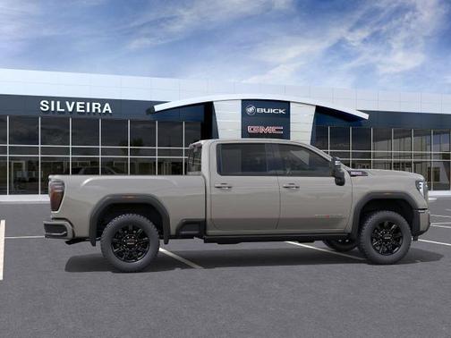 2026 GMC Sierra 3500 AT4