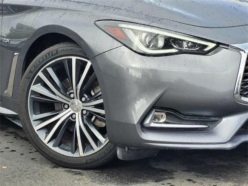 2018 INFINITI Q60 2.0t PURE