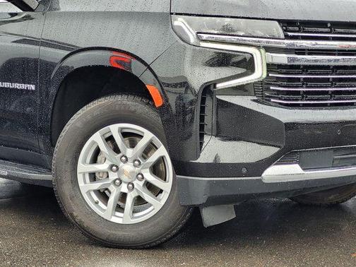 2024 Chevrolet Suburban LT