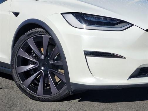2022 Tesla Model X Base