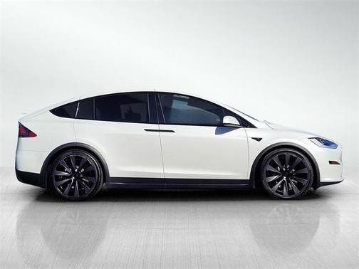 2022 Tesla Model X Base