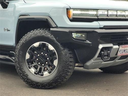 2024 GMC HUMMER EV SUV 2X