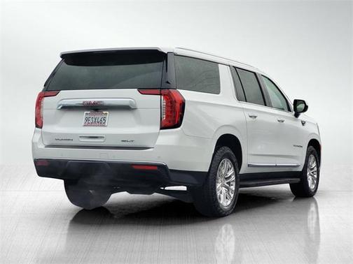 2021 GMC Yukon XL SLT