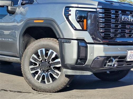 2024 GMC Sierra 2500 Denali Ultimate