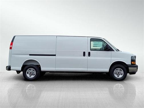 2025 GMC Savana 2500 Work Van