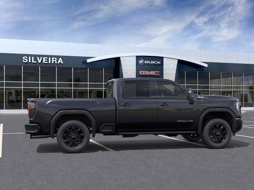 2025 GMC Sierra 2500 AT4
