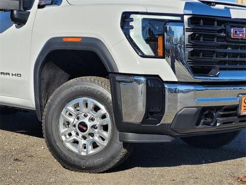 2026 GMC Sierra 2500 Pro