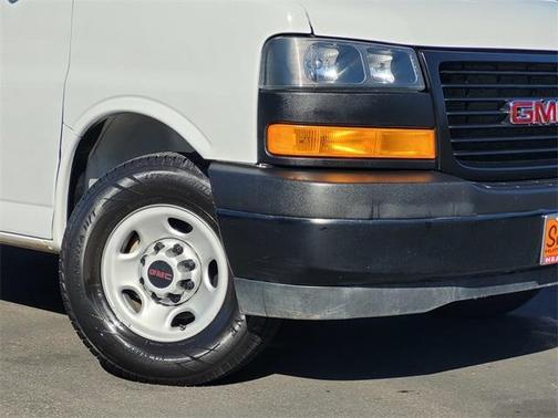 2023 GMC Savana 2500 Work Van
