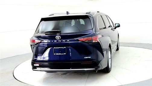 2026 Toyota Sienna Limited