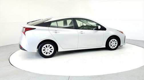 2022 Toyota Prius LE