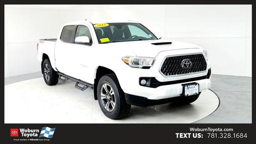 Super White 2018 Toyota Tacoma TRD Sport