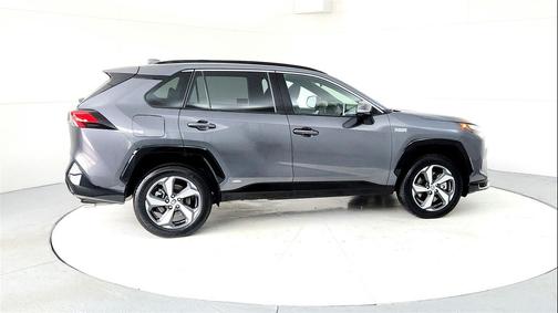 2023 Toyota RAV4 Prime SE
