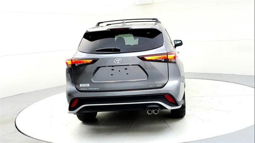2026 Toyota Highlander XSE