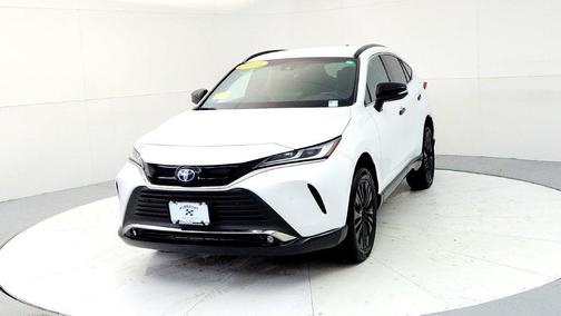 Wind Chill Pearl 2024 Toyota Venza Nightshade Edition