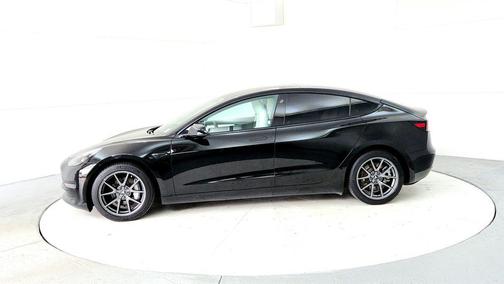 Solid Black 2022 Tesla Model 3 Long Range