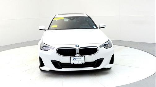 2022 BMW 230 i