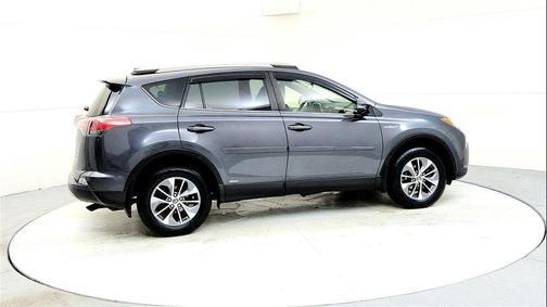 2018 Toyota RAV4 Hybrid XLE