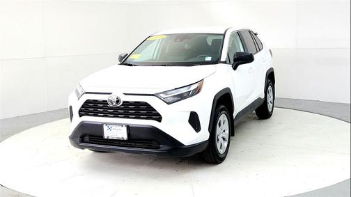 Ice Cap 2023 Toyota RAV4 LE