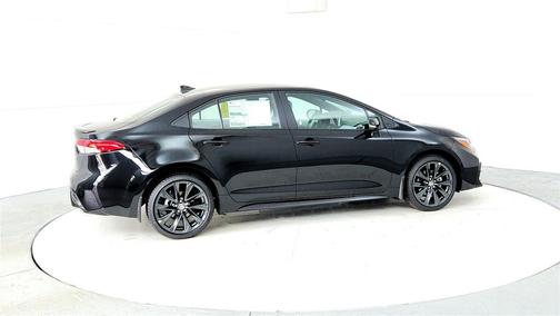 Midnight Black Metallic 2026 Toyota Corolla SE