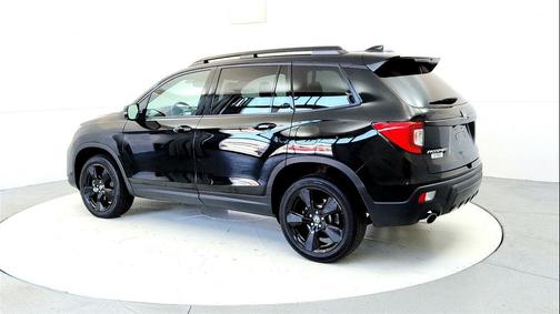 Crystal Black Pearl 2019 Honda Passport Elite