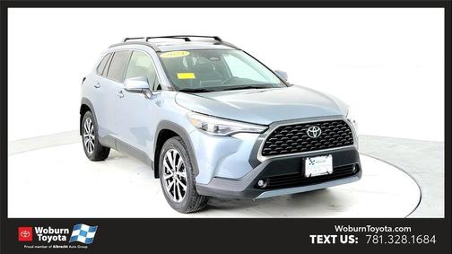 Celestite 2024 Toyota Corolla Cross XLE