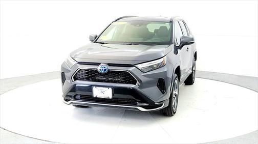 2024 Toyota RAV4 Prime SE