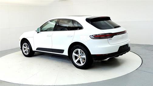 2021 Porsche Macan Base