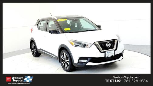 2020 Nissan Kicks SR