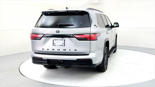 2023 Toyota Sequoia SR5