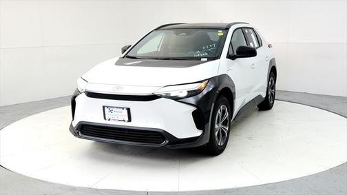 2025 Toyota bZ4X XLE